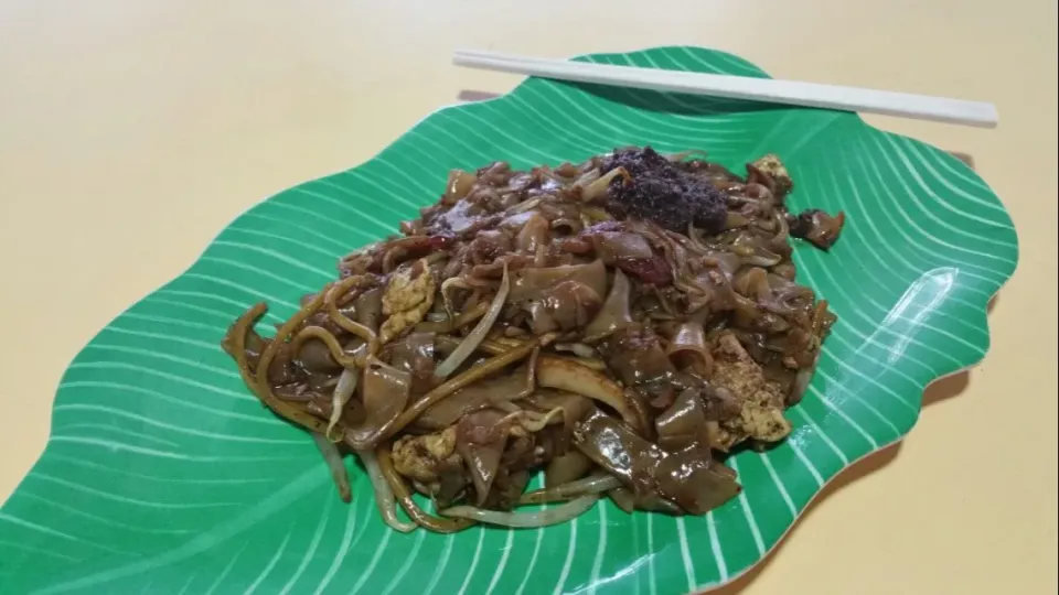 Fried Noodle with Dark Sauce|秋平さん