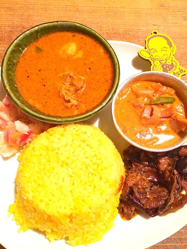 デッカオさんの『おすすめ本日の全種類カレー』|大阪カレー部長さん