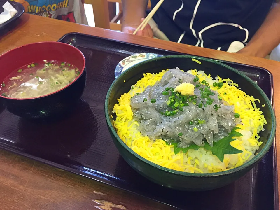 生しらす丼
大洗リゾートアウトレット|柴崎なほみさん