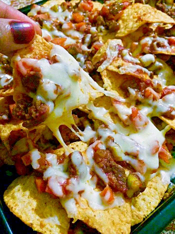 Snapdishの料理写真:My cheesy lamb nachos....😊 #|effafazlinaさん