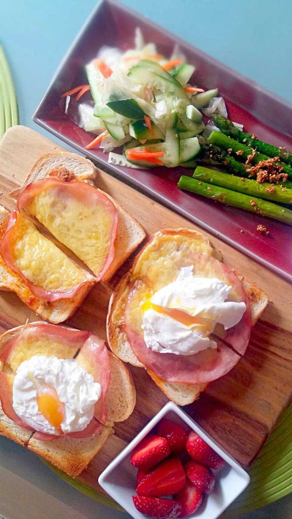 Tomato, Black olive spread,Cheddar cheese &ham, toast with Pouched eggs. #Healthy  #Breakfast/Brunch @redaro|noriko takiyama のりねぇですさん