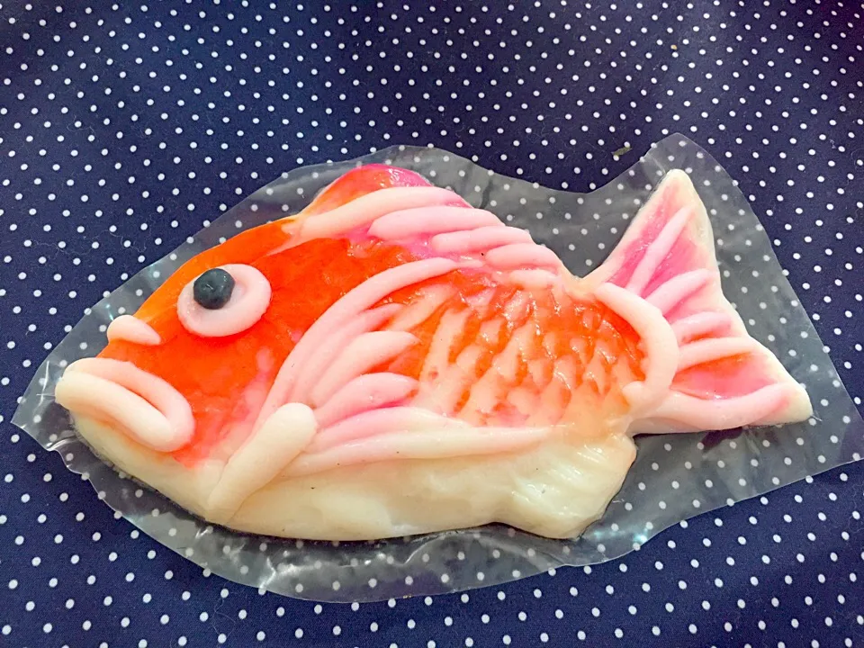 魚？鯛？いいえかまぼこです|かか様さん