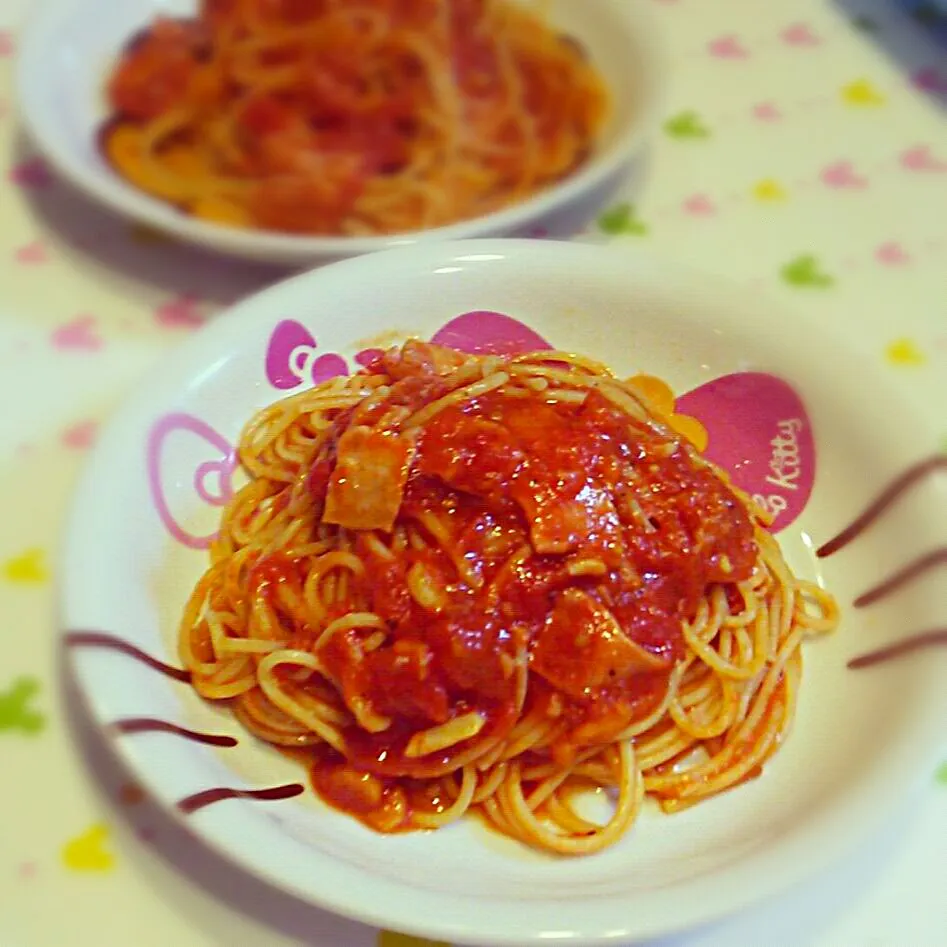 トマトソースパスタ|よちやまさん