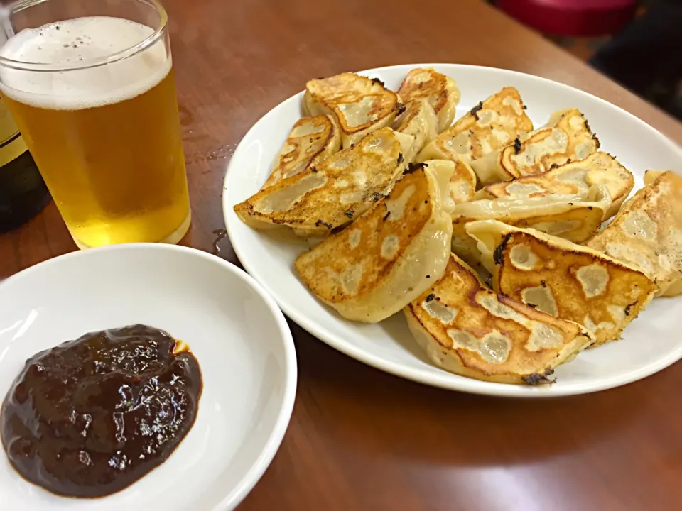 第三札所🙏の餃子は味噌ダレで頂くので御座いますのよ🐷|にゃあ（芸名）さん