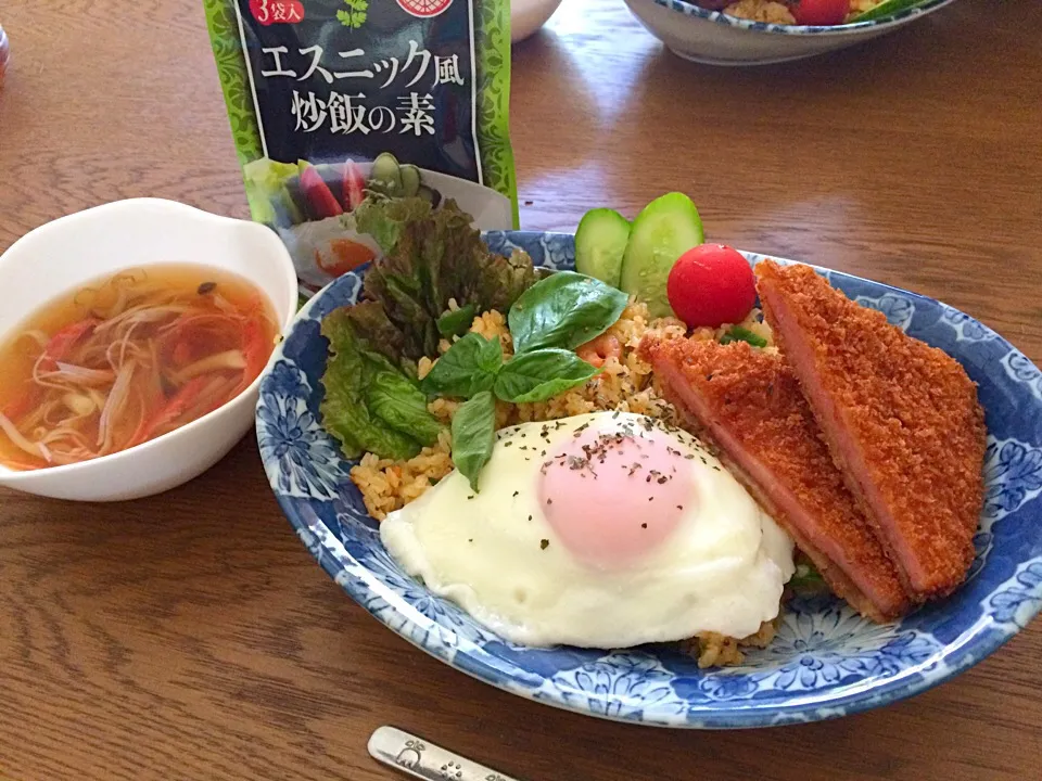 早速サンプル使わせてもらいました^_^
#エスニック炒飯➕ハムカツ|chunさん