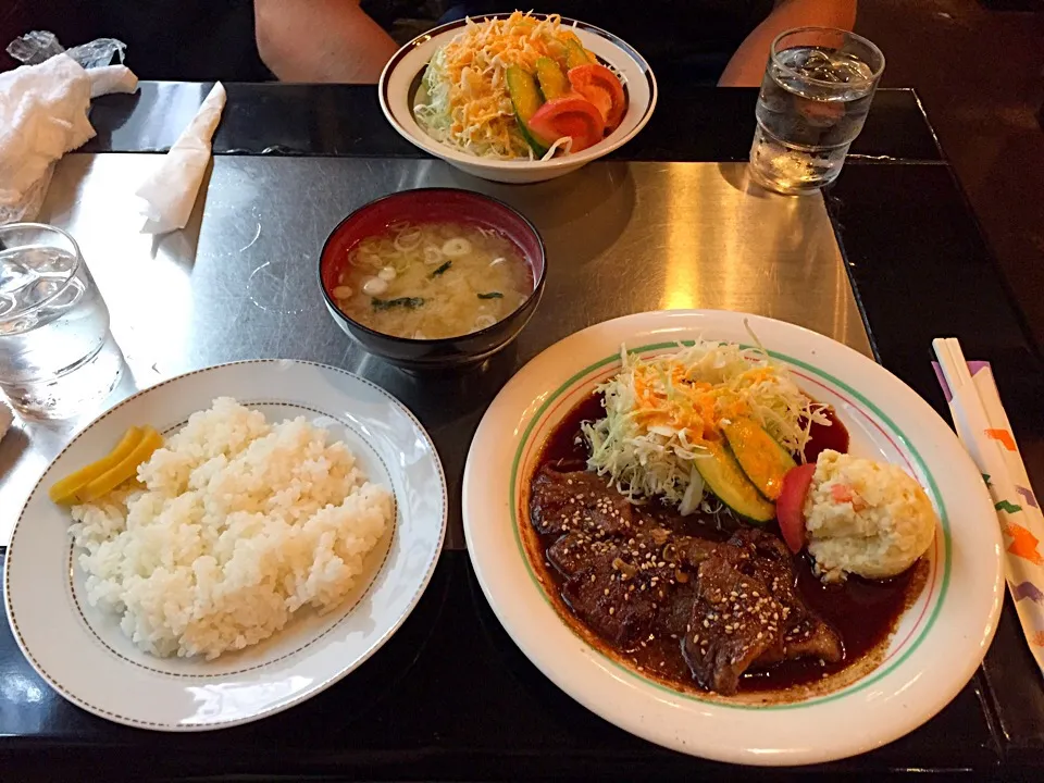 焼肉定食|olololoさん