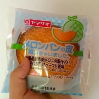 Snapdishの料理写真:メロンパンの皮|あかねさん