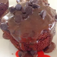 Bolo de brigadeiro|Paula Tiさん