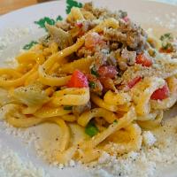 サルシッチャとアーティチョークのキタッラ