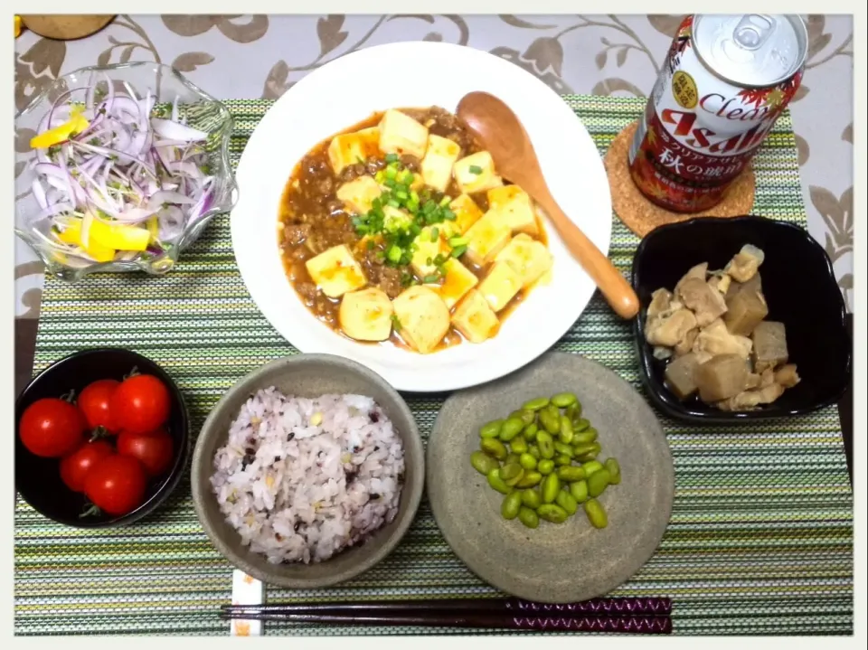 麻婆豆腐
サラダ
蒟蒻と豚肉煮
枝豆炒め|misaさん