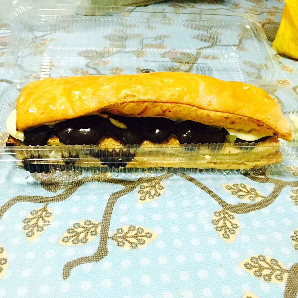 Snapdishの料理写真:Chocolate Strudel|Lydia Ziqriさん