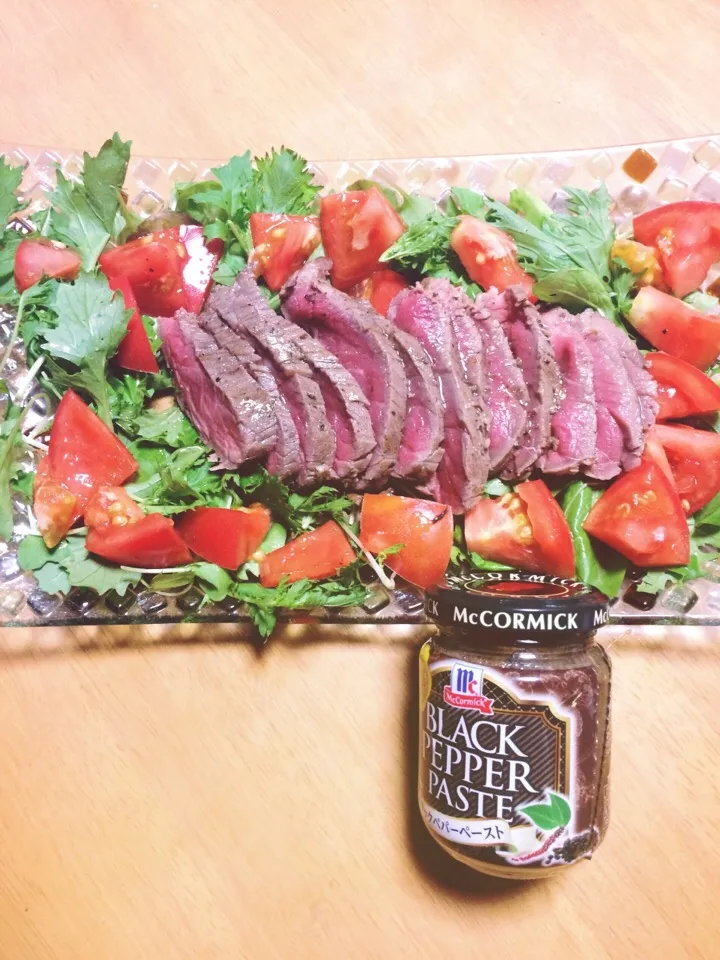 McCORMICK Black Pepper ペースト使用 ローストビーフ|shoshana yukatanさん