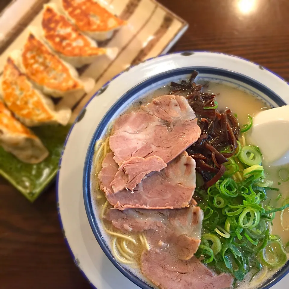 一番ラーメンと餃子|イノウエシンゴさん