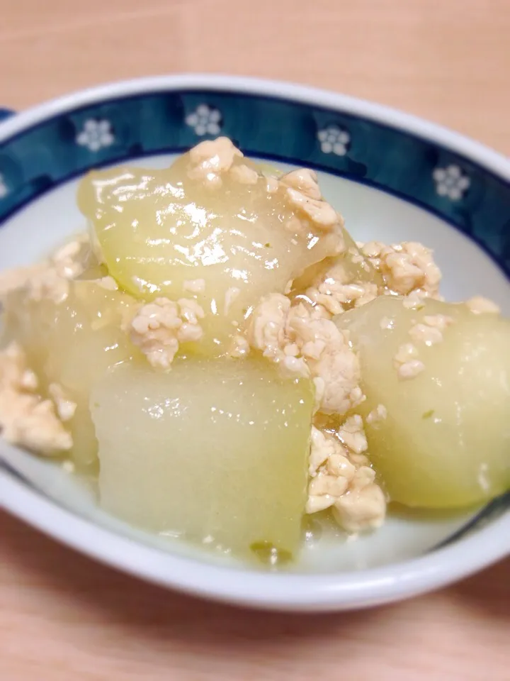 Snapdishの料理写真:冬瓜と鶏挽肉のあんかけ ~柚子胡椒風味~|なゆさん