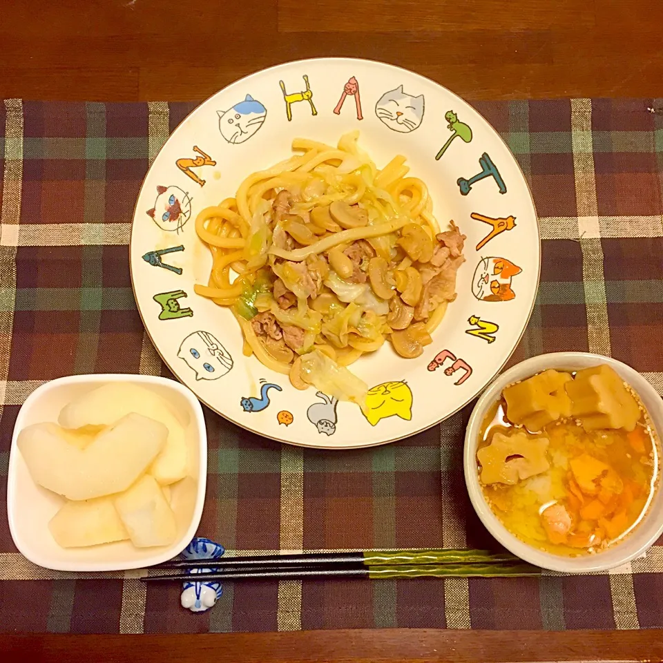 Snapdishの料理写真:焼うどん、ミニお茶漬け、梨|Mさん