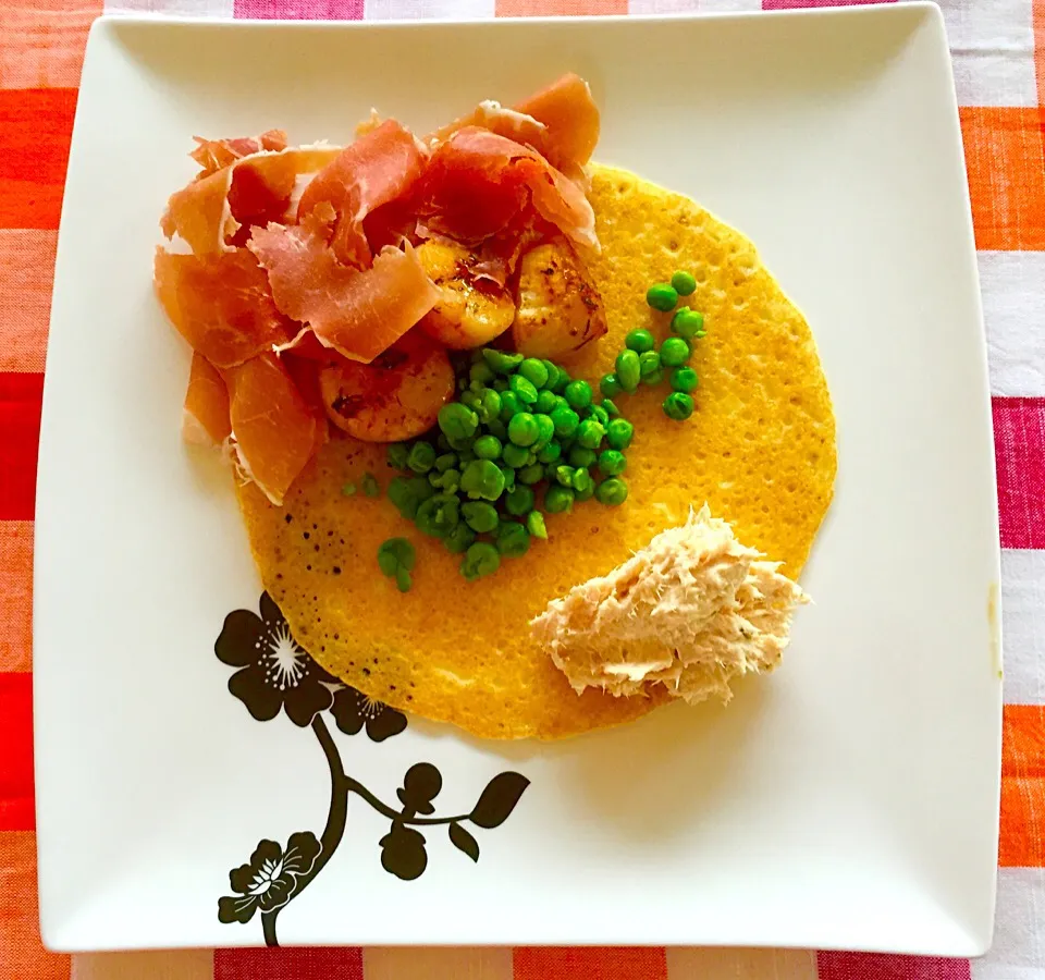 Scallops, peas, pancetta & smoked tuna dip|Stella Jaksさん