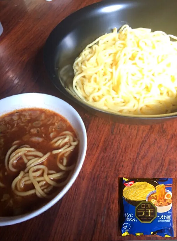 Snapdishの料理写真:9/23のお昼…日清ラ王つけ麺 濃厚魚介醤油|hiroさん