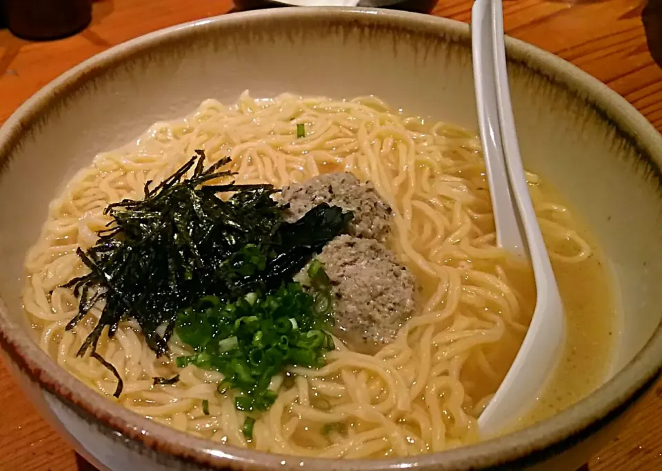 地鶏スープの醤油ラーメン|哲さん