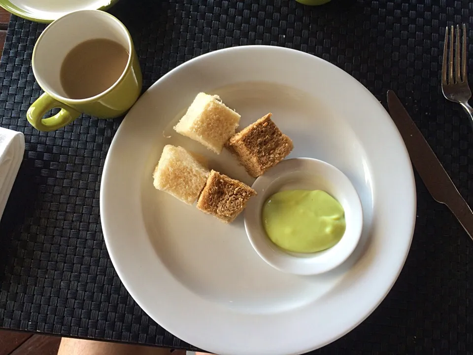 Bread w/ Pandan Custard|willklhさん