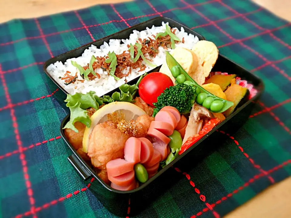 Snapdishの料理写真:ヒラメのフリッターをカレー塩で♪弁当。|Cat Miroさん