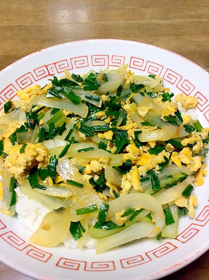 ニラと玉ねぎの玉子丼♫^_^|Norio Fukudaさん