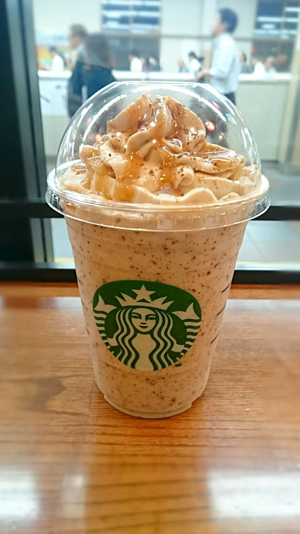 Starbucks Roasted Nutty Chestnut Frappuccino Grande (648 yen, tax included)|Maiさん