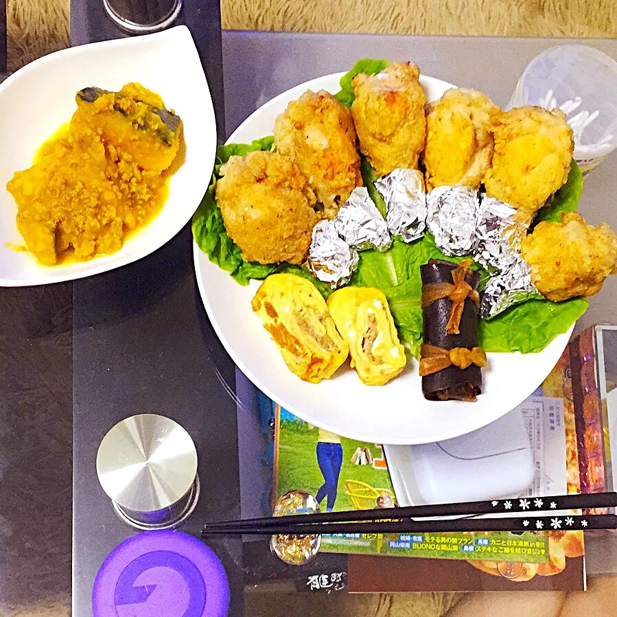 フライドチキン。鮭の昆布巻き。そぼろ入りだし巻き卵。なんきんの煮物。|OGIPAINさん