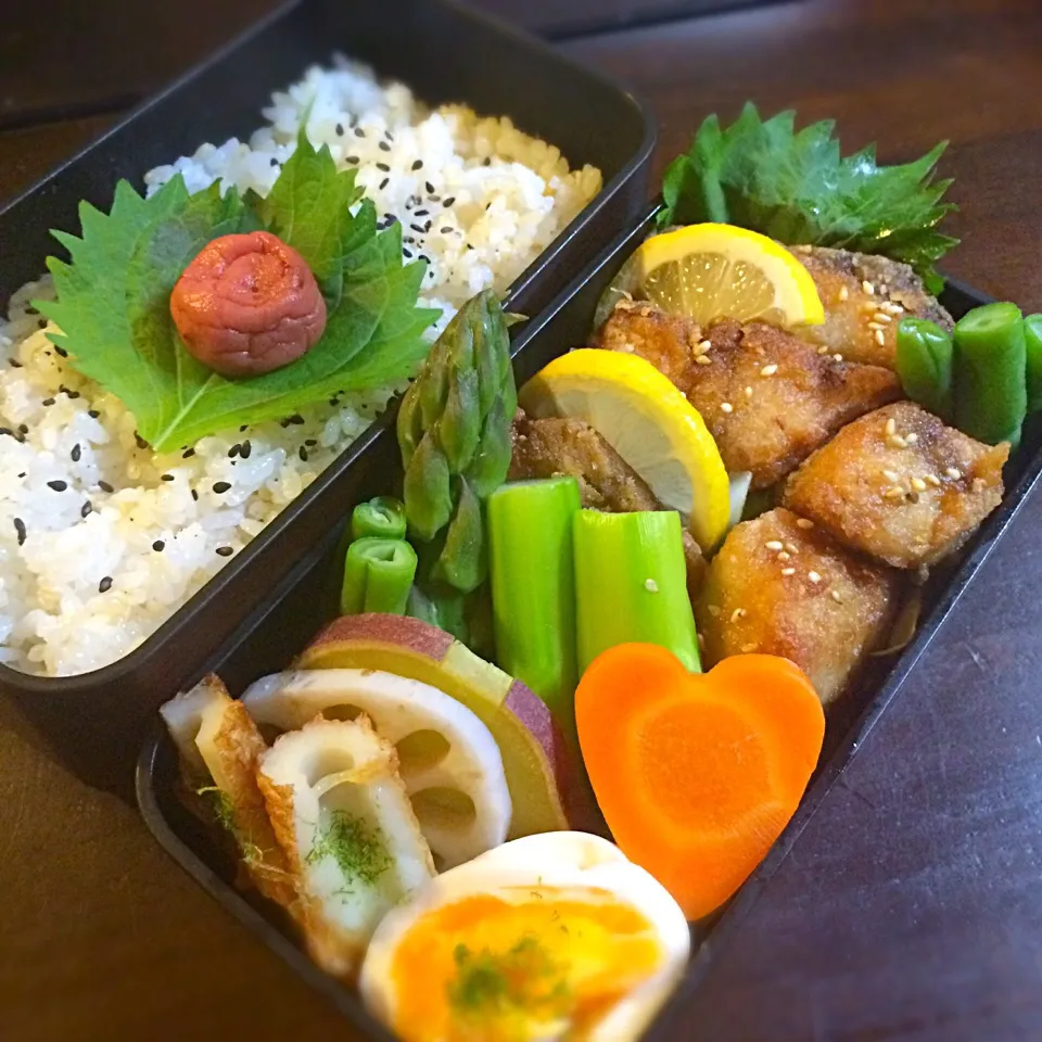 ぶりの唐揚げ弁当♡|Hiroさん