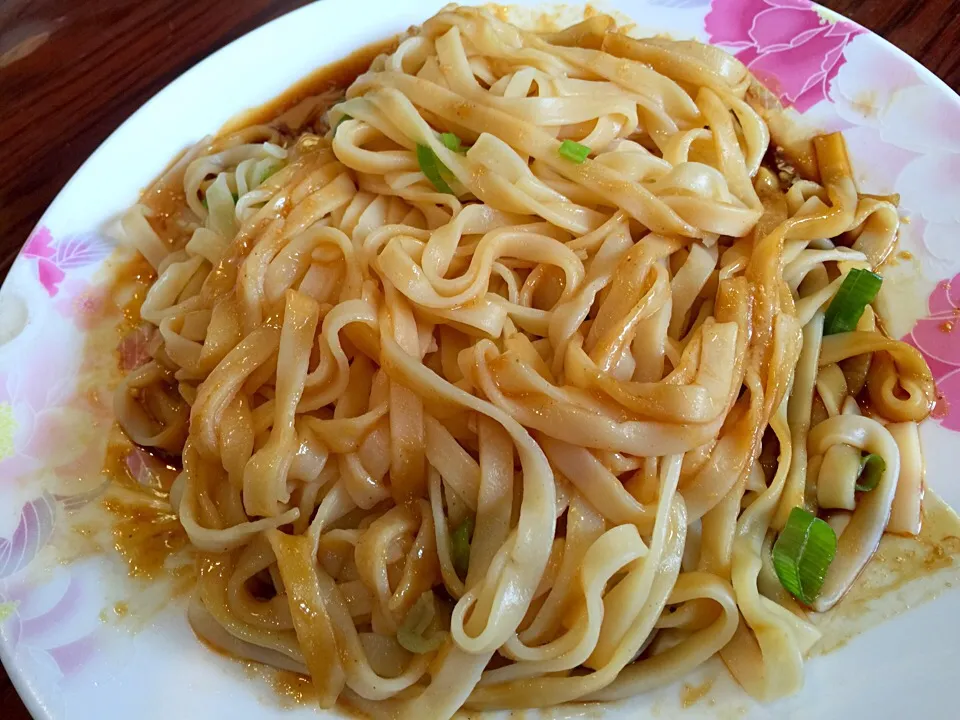 Noodles with peanut sauce|Jing Ouさん