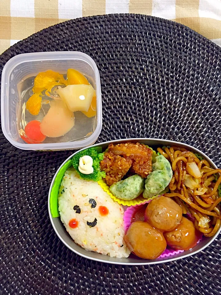 Snapdishの料理写真:9/25 お芋掘り弁当♡|たまちゃんさん