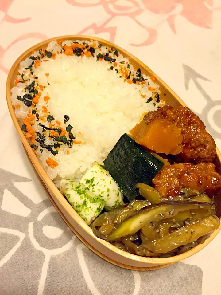 Snapdishの料理写真:今日の自分お弁当( ´͈ ᗨ `͈ )◞♡⃛|さくたえさん