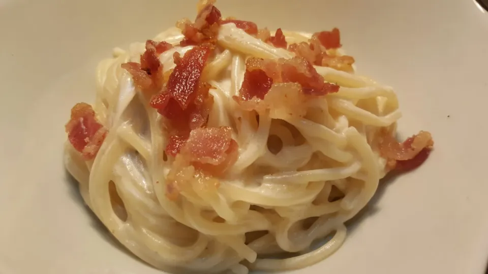 Fettuccini/Spaghetti Alfredo with Bacon|Cookeatsimplyさん