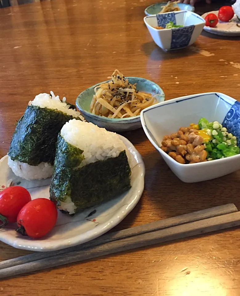 おにぎり定食⁉︎|さんだーさん