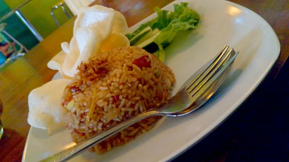 nasi goreng

 #kuliner #kota #blitar #tomodachi|shylvia wulansari kharisma putriさん