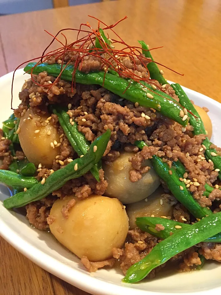 里芋の挽肉煮っころがし|まつださんさん