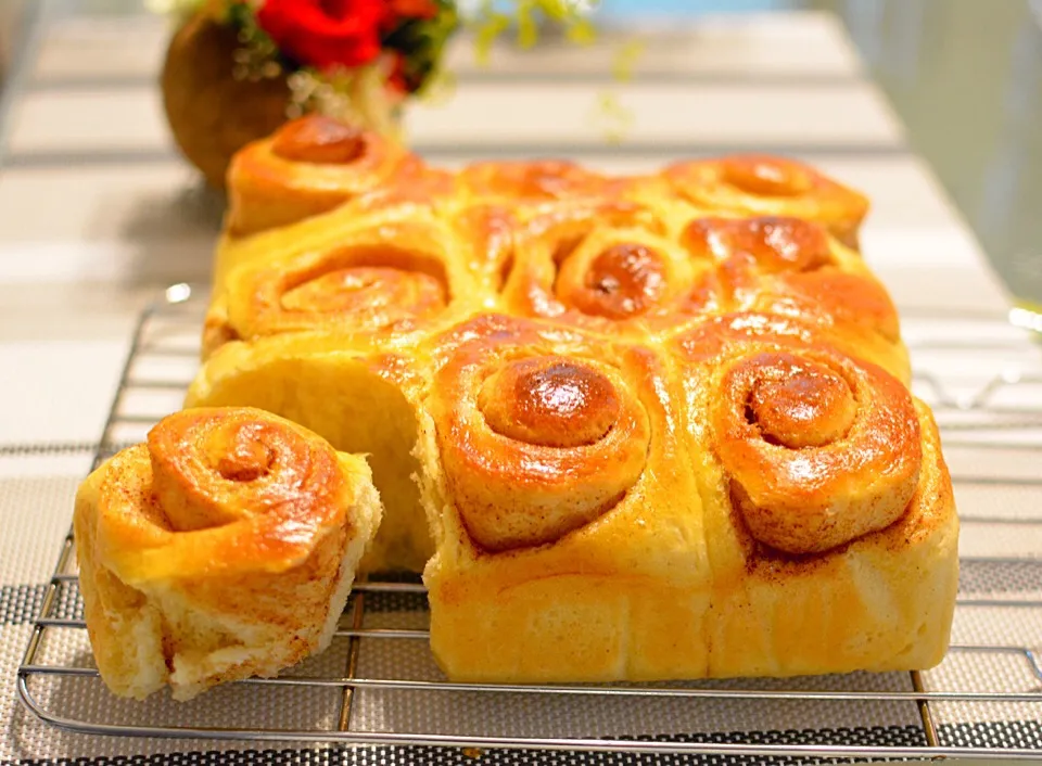 シナモンロールパン💕  ふあふあです👍🏼 cinnamon roll bread ✨|💖 ジジ 💖さん