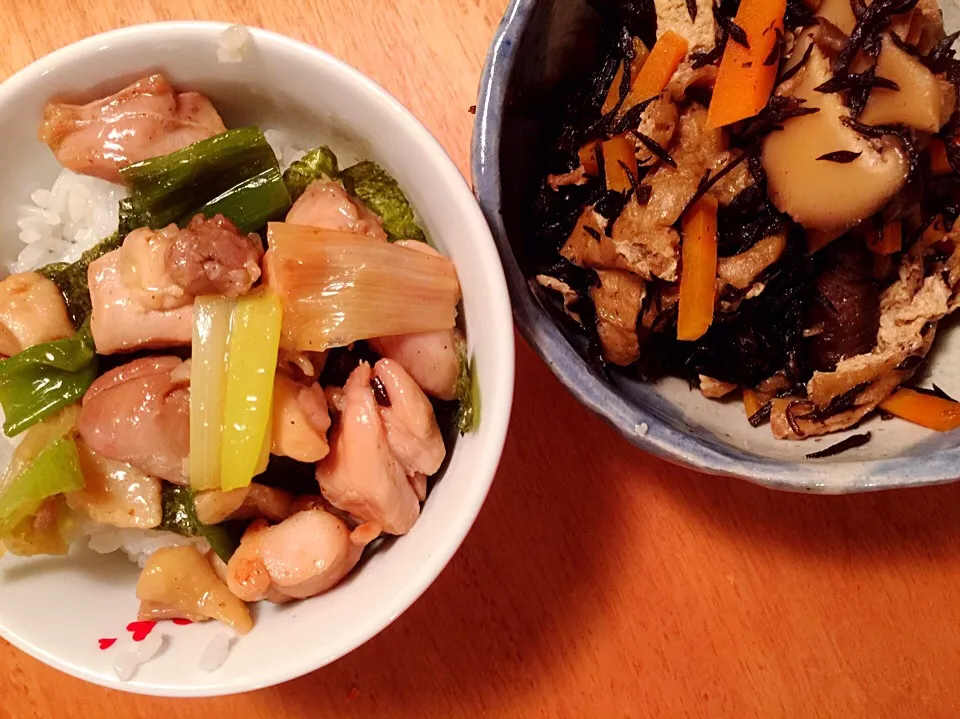 夕飯。
鳥ネギ丼、ひじきの煮物|mmmさん