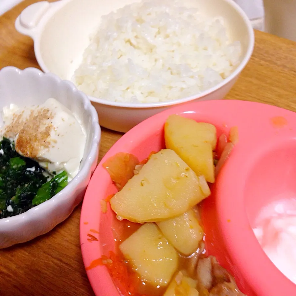 0924夕 ご飯、肉じゃが、ほうれん草の胡麻和え、豆腐、ヨーグルト|かえるさん