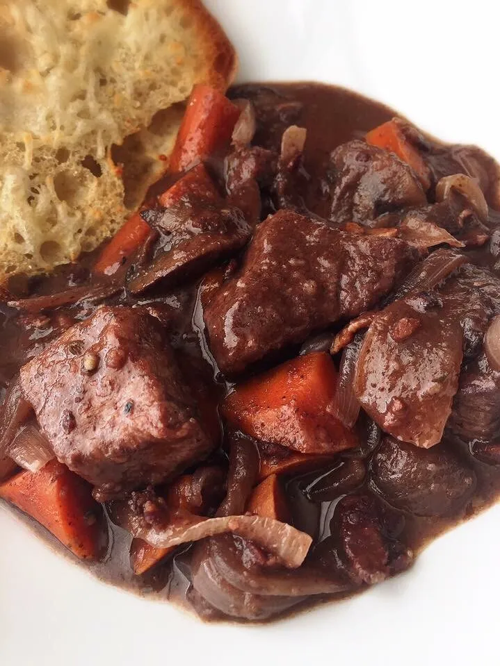 Sous Vide(真空調理) 牛肉のワイン煮 Beef Bourguignon (Boeuf Bourguignon)|りささん