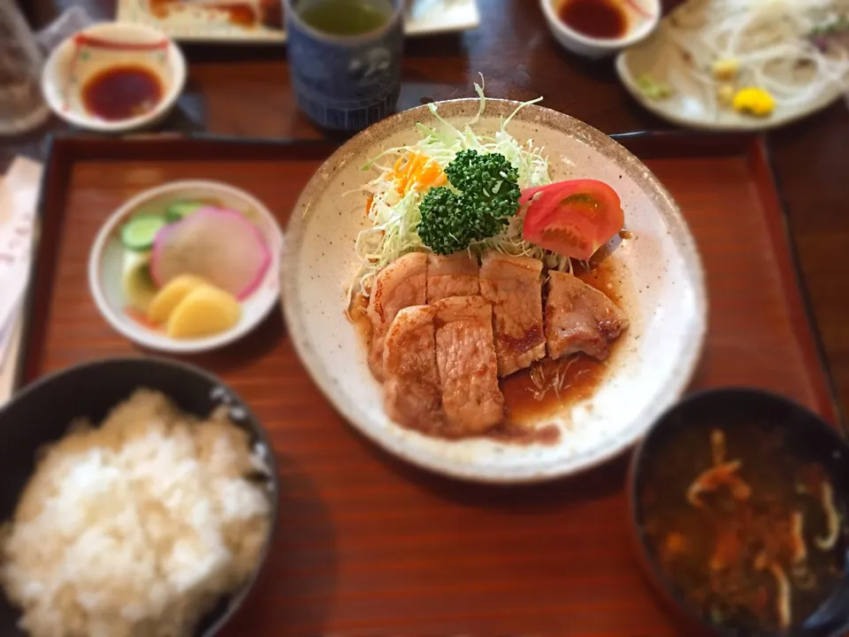 生生姜焼 ( ロース ) 定食|チェリーリンさん