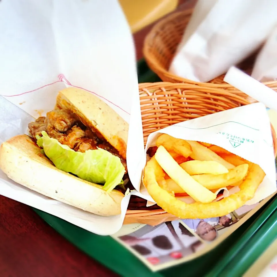 🍔モスのビストロサンド 牛肉の赤ワイン煮込み🍔|♡a-chan♡さん