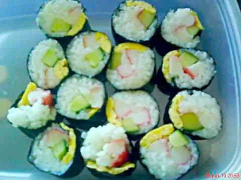 Sushi minimalis ......|faridah trianaさん