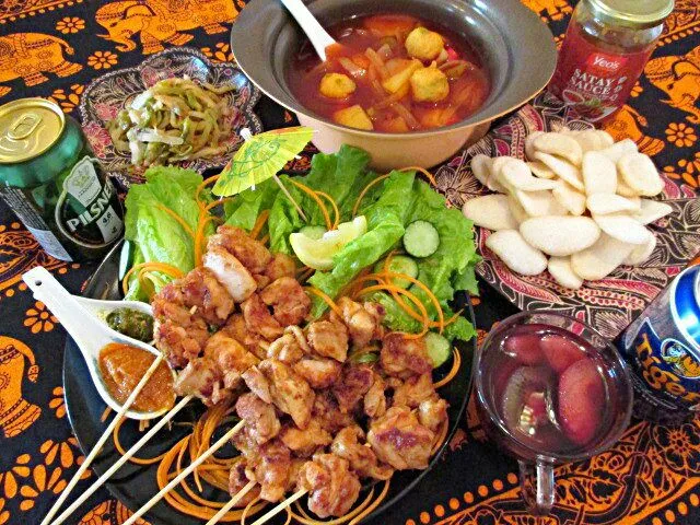 さてサテ今夜は!バリ🌴うま!アジアン焼き鳥Satay♡サワースープカリーとインドネシアエビせんもね!|ふかرさん