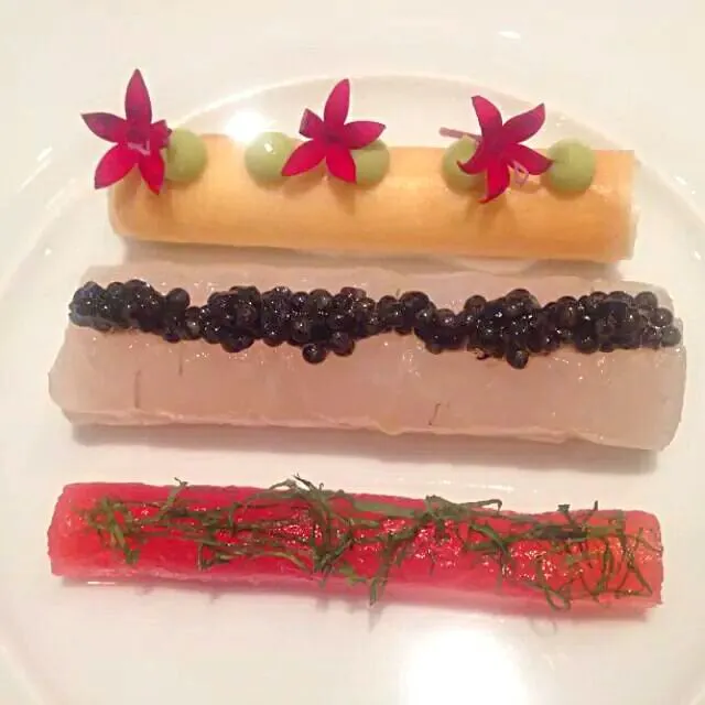 Snapdishの料理写真:madai snapper pickled watermelon coconut avocado cannoli|CHUENCHAIさん