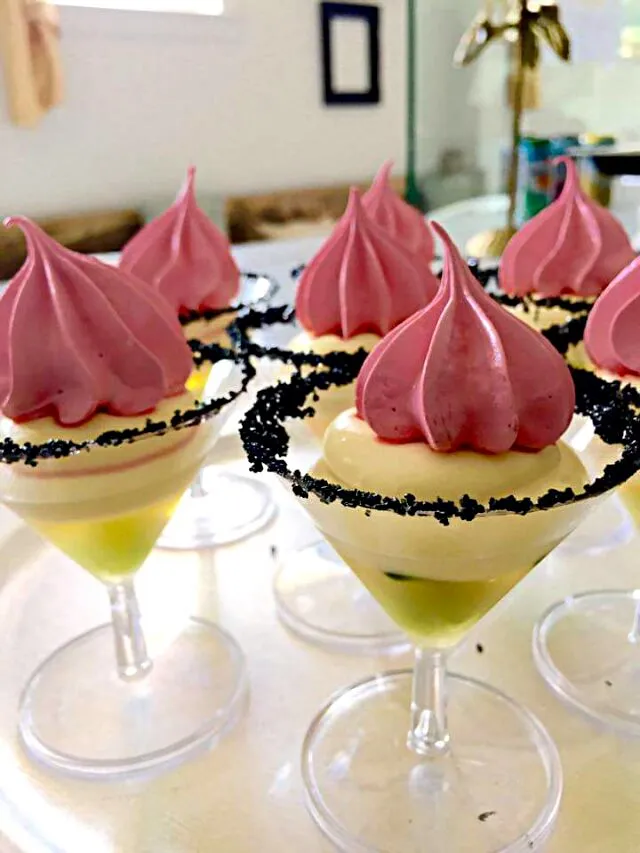 apple custard martini|CHUENCHAIさん