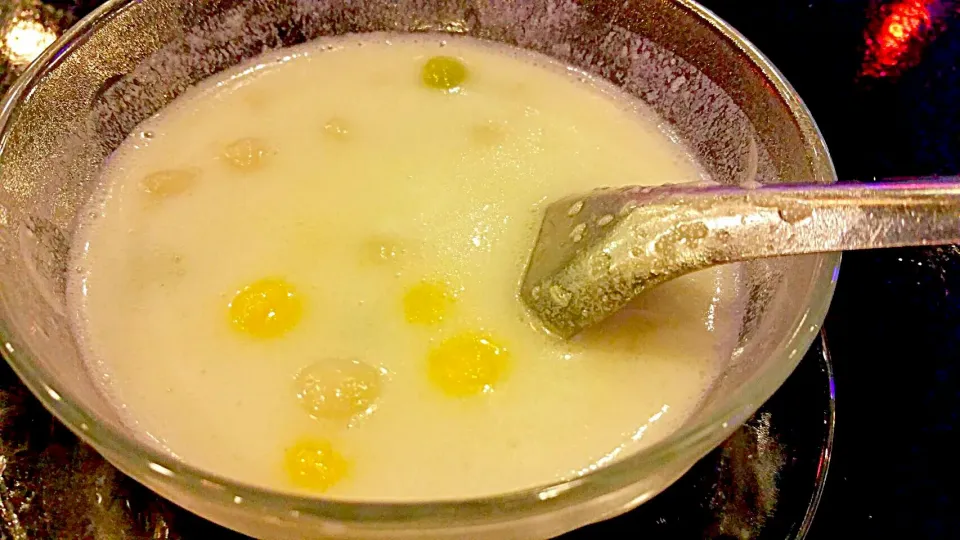 Coconut Milk Bua loy|Kararak & Foodsさん