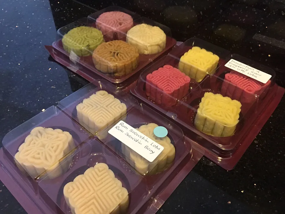 Homemade Assorted Moon Cakes|Colleen Teoさん