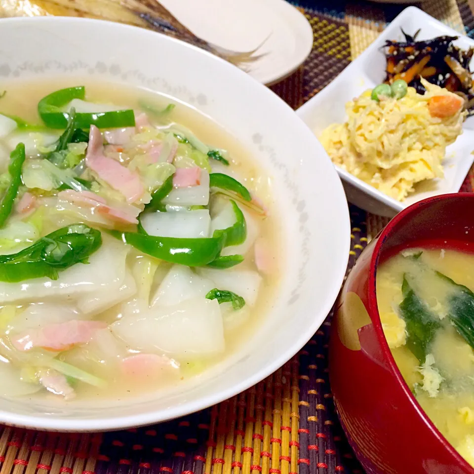 ♡白菜のとろとろ煮、そうめんかぼちゃサラダ、ひじき煮、小松菜と卵の味噌汁♡|miyuさん