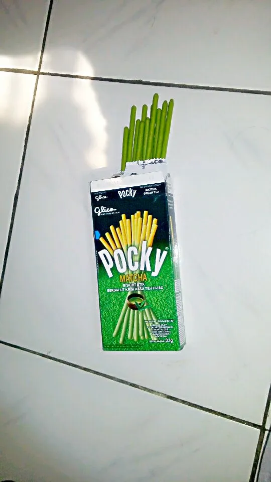 pocky matcha..😄😘😍😊|emiliaさん