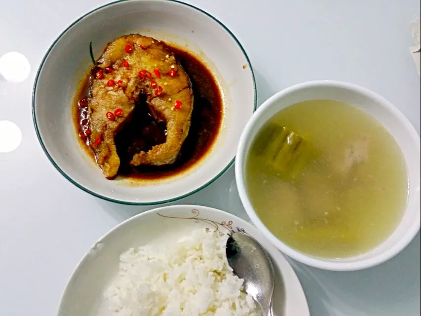 Simple Dinner ~ Treadfin Fillet Stir Fry & Bittergourd Soup|🌷lynnlicious🌷さん